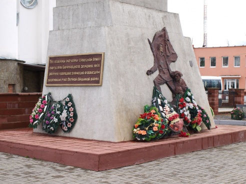 Краязнаўца Мікалай Півавар пачаў экскурсійны сезон
