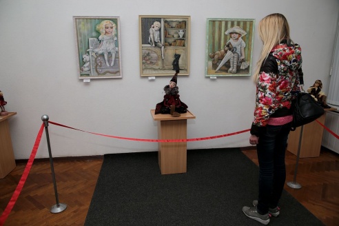 Выставка авторских кукол открылась в Барановичах