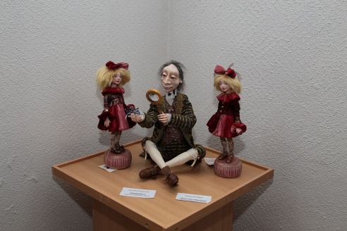 Выставка авторских кукол открылась в Барановичах