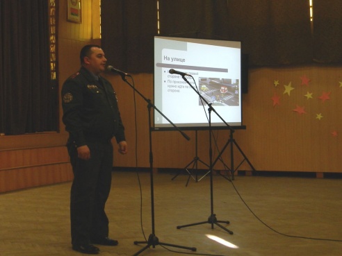 Барановичские школьники соревнуются за звание лучших юных инспекторов движения