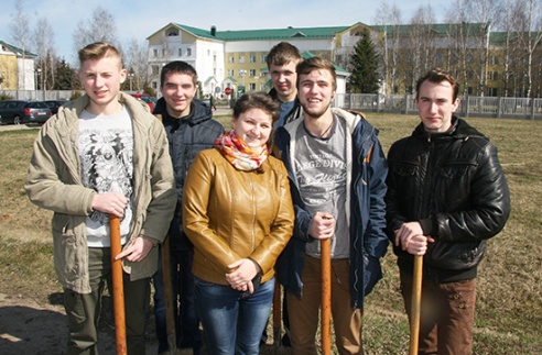 У Паставах закладзены сквер 70-годдзя Вялікай Перамогі (+фота)