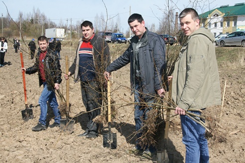 У Паставах закладзены сквер 70-годдзя Вялікай Перамогі (+фота)