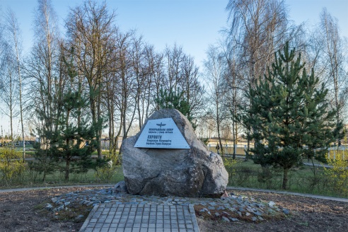 Мемориальные и памятные камни в Барановичах