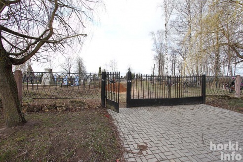 Горецкие кладбища накануне Радуницы. ФОТО