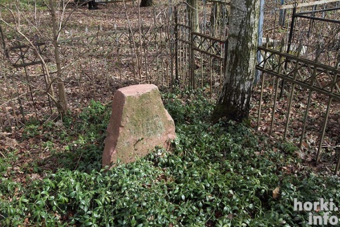 Горецкие кладбища накануне Радуницы. ФОТО