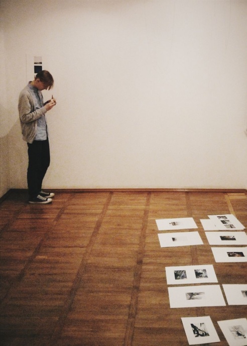 В Барановичах школьник открыл персональную фотовыставку