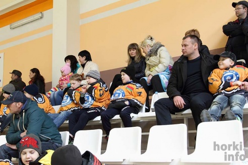 На детском республиканском турнире по хоккею горецкие ребята завоевали второе место