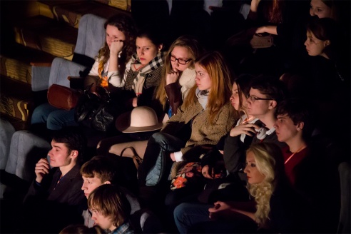 Как это было – первый спектакль «За зачиненими дверима» на фестивале «Параллельные миры»