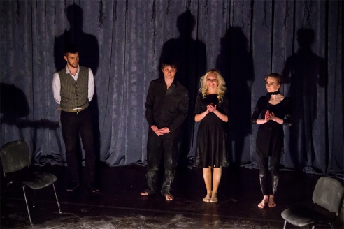 Как это было – первый спектакль «За зачиненими дверима» на фестивале «Параллельные миры»