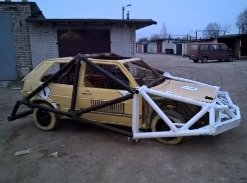 В Барановичах 25 апреля пройдут автобои