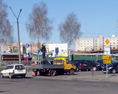 Закрытие улицы Тельмана в Барановичах создало на мосту огромную пробку