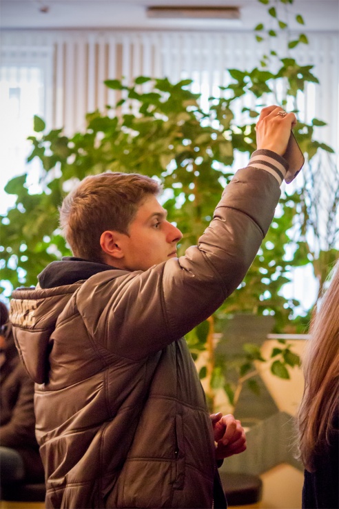 По красной дорожке: как в Барановичах открывали Пятый фестиваль «Параллельные миры»