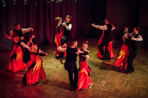 По красной дорожке: как в Барановичах открывали Пятый фестиваль «Параллельные миры»