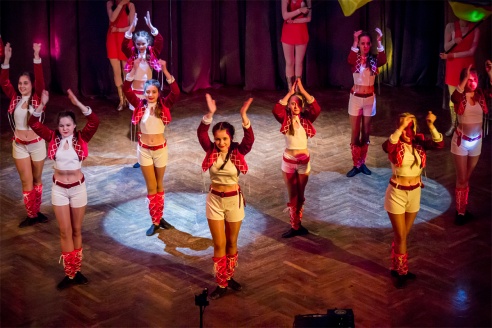 По красной дорожке: как в Барановичах открывали Пятый фестиваль «Параллельные миры»