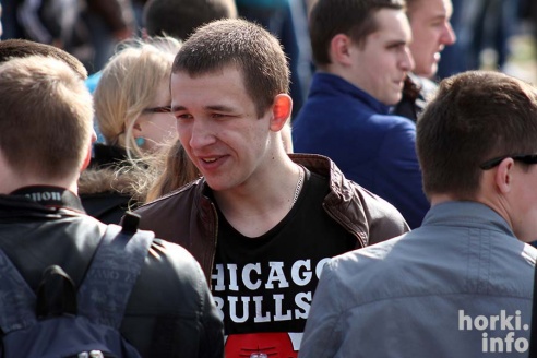 Скоростное маневрирование в Горках: море машин и людей