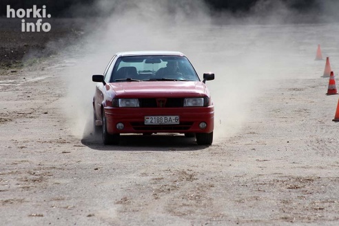 Скоростное маневрирование в Горках: море машин и людей