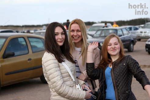 Скоростное маневрирование в Горках: море машин и людей