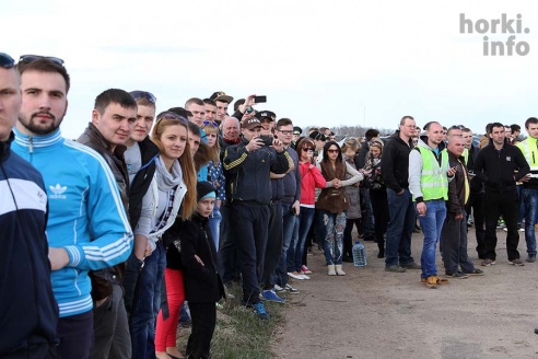 Скоростное маневрирование в Горках: море машин и людей