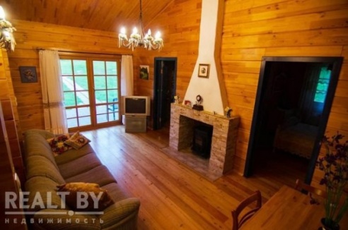 Один из самых дорогих коттеджей Беларуси – стеклянный дом в лесу на Вилейщине – стоит более миллиона долларов (ФОТО)