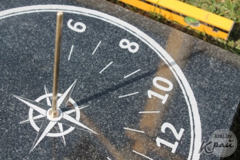 Первые в городе солнечные часы установили в Вилейке (ФОТО)