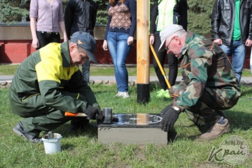 Первые в городе солнечные часы установили в Вилейке (ФОТО)