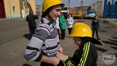 Юные спасатели-пожарные из Поставского района – лучшие по итогам зонального тура областного слета в Глубоком (ФОТО)