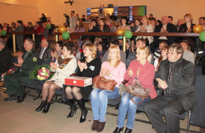 «Трудом велик и славен человек!» Под таким названием в МКЦ «Юность» в Костюковичах прошло районное мероприятие, посвященное празднику труда (+ фото)