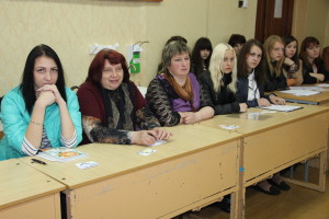 На базе средней школы №1 г. Костюковичи для старшеклассников и педагогов учреждений образования города и района прошел круглый стол (+ фото)