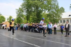 Дубровно наступает на пятки