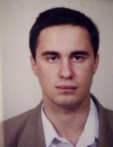 СК обнародовал видеозапись кражи в "БСБ Банке" и объявил в розыск его сотрудника СК обнародовал видеозапись кражи в "БСБ Банке" и объявил в розыск его сотрудника