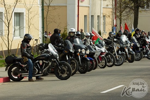 В мотопробеге «Мир и Память» в Глубокском районе приняли участие байкеры из России, Латвии и Эстонии (ФОТО, ВИДЕО)
