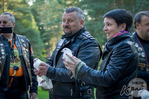 В мотопробеге «Мир и Память» в Глубокском районе приняли участие байкеры из России, Латвии и Эстонии (ФОТО, ВИДЕО)