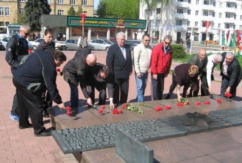 Ветераны волейбола провели турнир в Барановичах