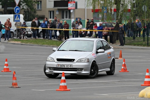 2 мая в Слуцке прошёл первый этап чемпионата по скоростному маневрированию