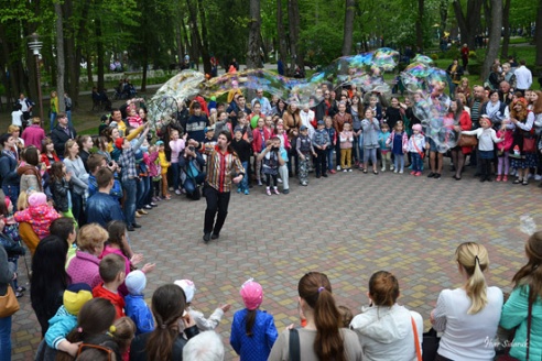 Кобринский парк им. Суворова начал летний сезон