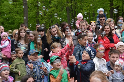 Кобринский парк им. Суворова начал летний сезон