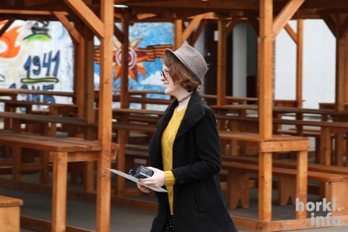 В Горках граффитисты разрисовали стену в честь Победы