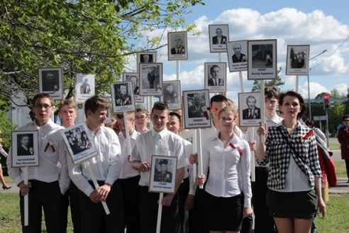АКЦЫЯ «БЕССМЯРОТНЫ ПОЛК» (8 мая 2015 года, г. Ганцавічы, фотарэпартаж)