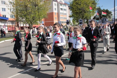 АКЦЫЯ «БЕССМЯРОТНЫ ПОЛК» (8 мая 2015 года, г. Ганцавічы, фотарэпартаж)
