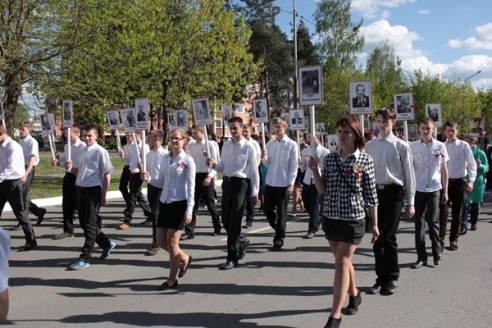 АКЦЫЯ «БЕССМЯРОТНЫ ПОЛК» (8 мая 2015 года, г. Ганцавічы, фотарэпартаж)