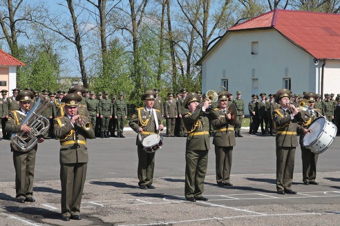 В Барановичах 120-я зенитная ракетная бригада отметила свой день рождения