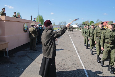 В Барановичах 120-я зенитная ракетная бригада отметила свой день рождения