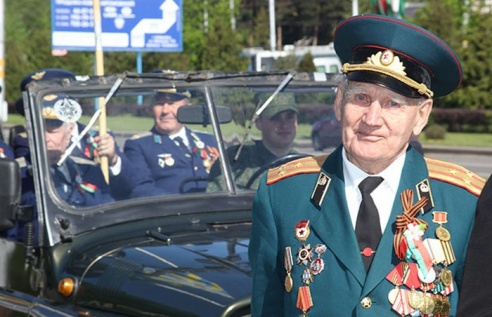 Волнующие мгновения празднования юбилея Победы в Бобруйске: ФОТОРЕПОРТАЖ