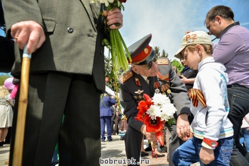 Волнующие мгновения празднования юбилея Победы в Бобруйске: ФОТОРЕПОРТАЖ