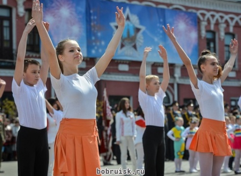 Волнующие мгновения празднования юбилея Победы в Бобруйске: ФОТОРЕПОРТАЖ