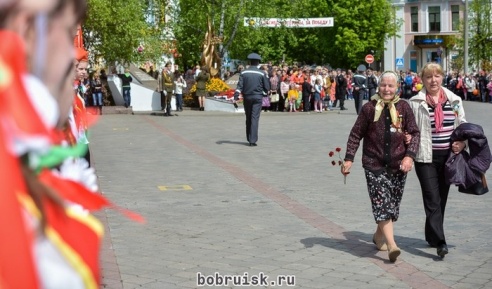 Волнующие мгновения празднования юбилея Победы в Бобруйске: ФОТОРЕПОРТАЖ