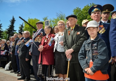 Волнующие мгновения празднования юбилея Победы в Бобруйске: ФОТОРЕПОРТАЖ