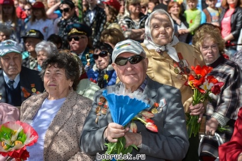 Волнующие мгновения празднования юбилея Победы в Бобруйске: ФОТОРЕПОРТАЖ