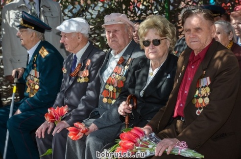 Волнующие мгновения празднования юбилея Победы в Бобруйске: ФОТОРЕПОРТАЖ