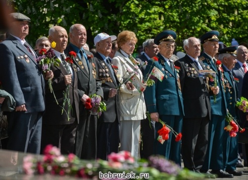 Волнующие мгновения празднования юбилея Победы в Бобруйске: ФОТОРЕПОРТАЖ